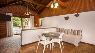 Living comedor Cabañas 3 Pax, Punta Cerezo, Cariló