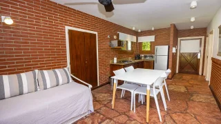 Living comedor Cabañas 4 Pax, Punta Cerezo, Cariló