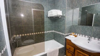 Baño Cabañas 5 Pax, Punta Cerezo, Cariló