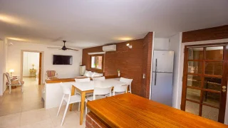 Comedor Cabañas 6 Pax, Punta Cerezo, Cariló