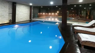 Pileta interior Casa Grande Cariló