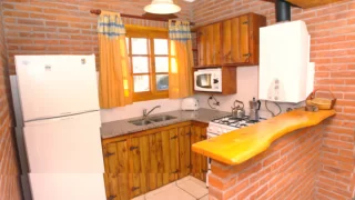 Vista de cocina Aparts para 2 a 4 personas, Cabañas Alpinas, Cariló