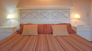 Cama dormitorio principal Casa Ciruelo - 2 Dormitorios PA, Las Hadas, Cariló