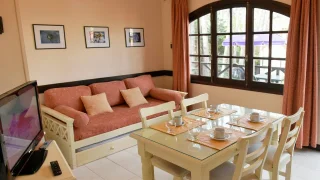 Living comedor Apartamento Bosque - 1 dormitorio vista parque, Las Hadas, Cariló