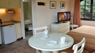 Comedor Estudios, Las Hadas, Cariló